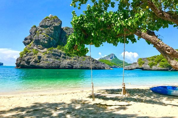 Explore Ang Thong Marine Park: Your Ultimate Tropical Adventure Awaits! - Image 7